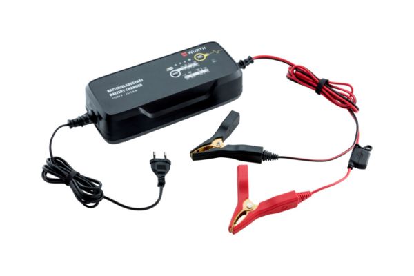 PUNJAČ AKUMULATORA - 12/24V - 15A