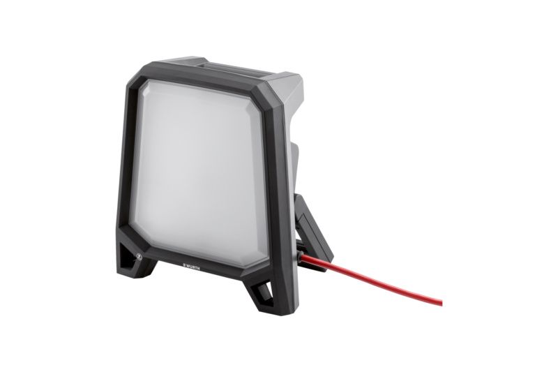 LED RADNA LAMPA POWERQUAD L 8000LM