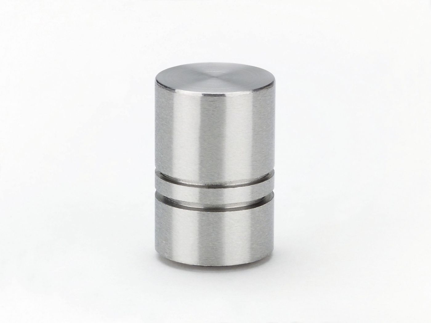 RUČKICA GUMB S GRAVUROM INOX d18mm